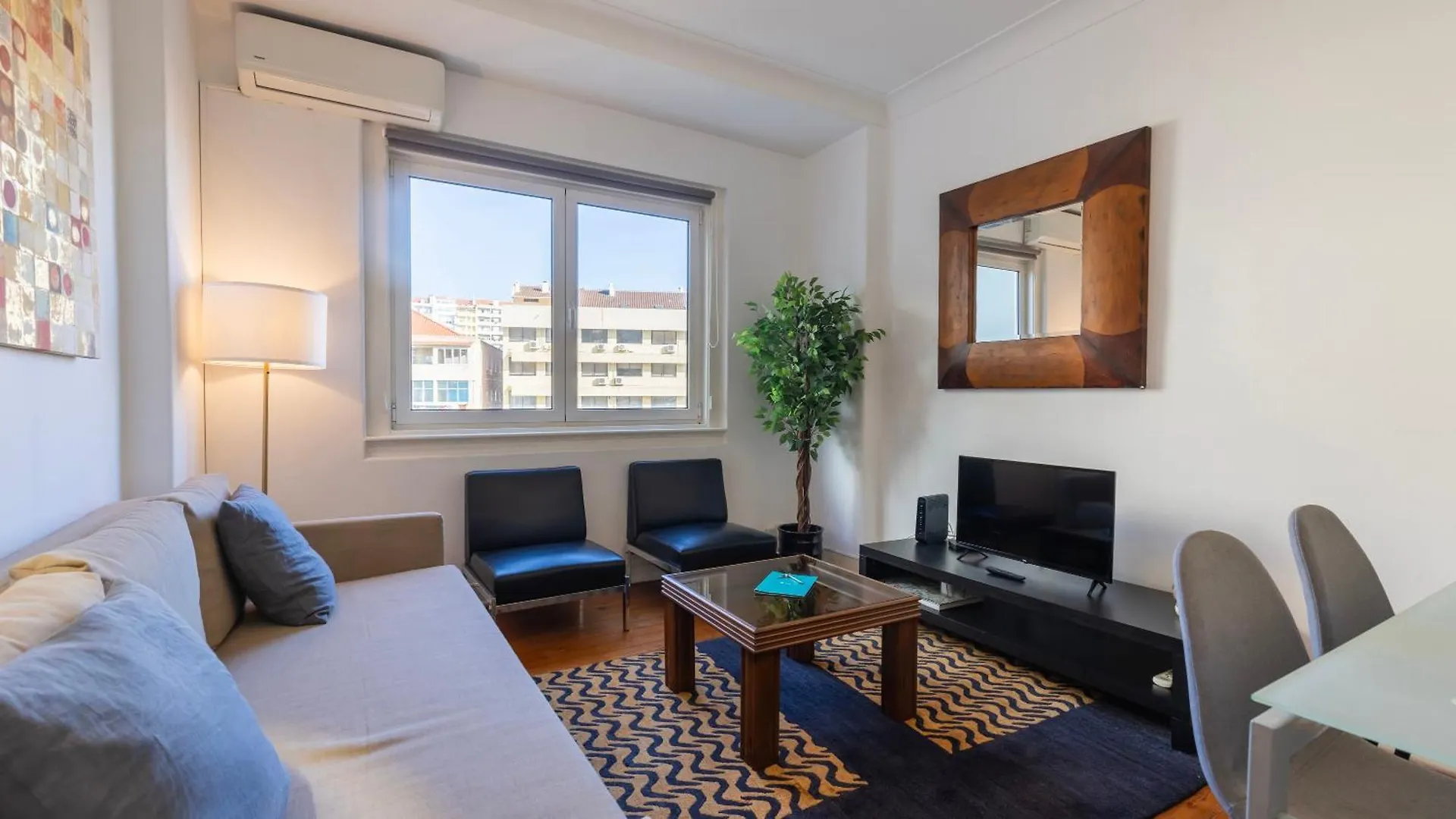 Liberdade Charming Apartment By Lovelystay Lisbon